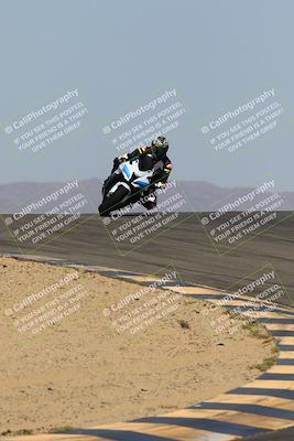 media/Mar-28-2022-Superbike Trackdays (Mon) [[b8603d0f67]]/Open Track Time/Turns 9 and 10/